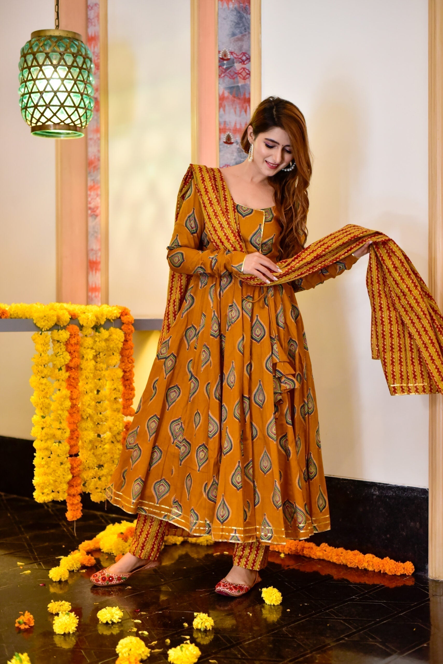 Kaina mustard suit set
