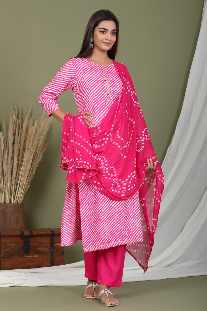 Kesariyavanity The All Season Leheriya Bandhani Suit Set - DEAL