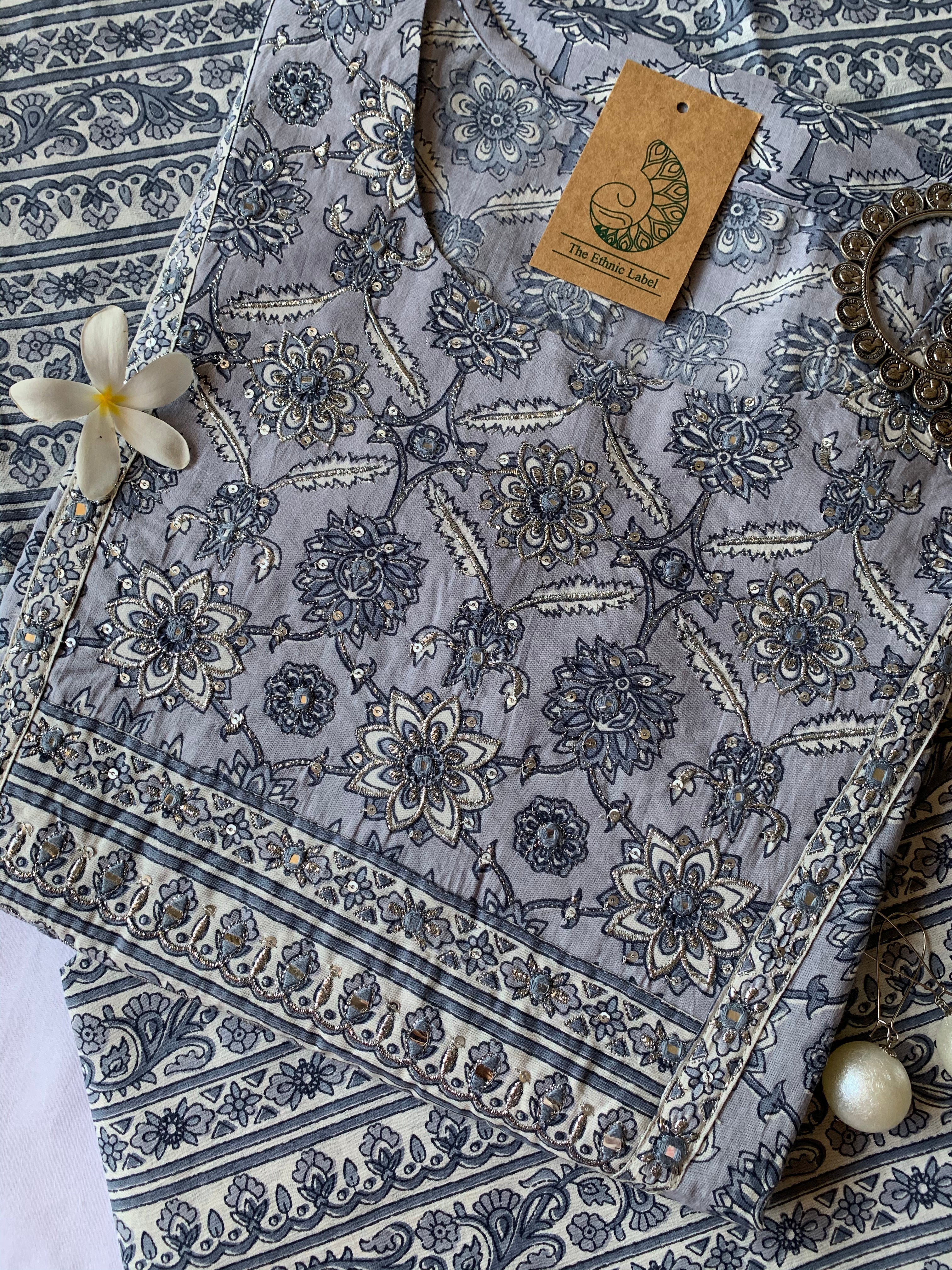 Pastel Grey Cotton Kurta Set - 3 pc