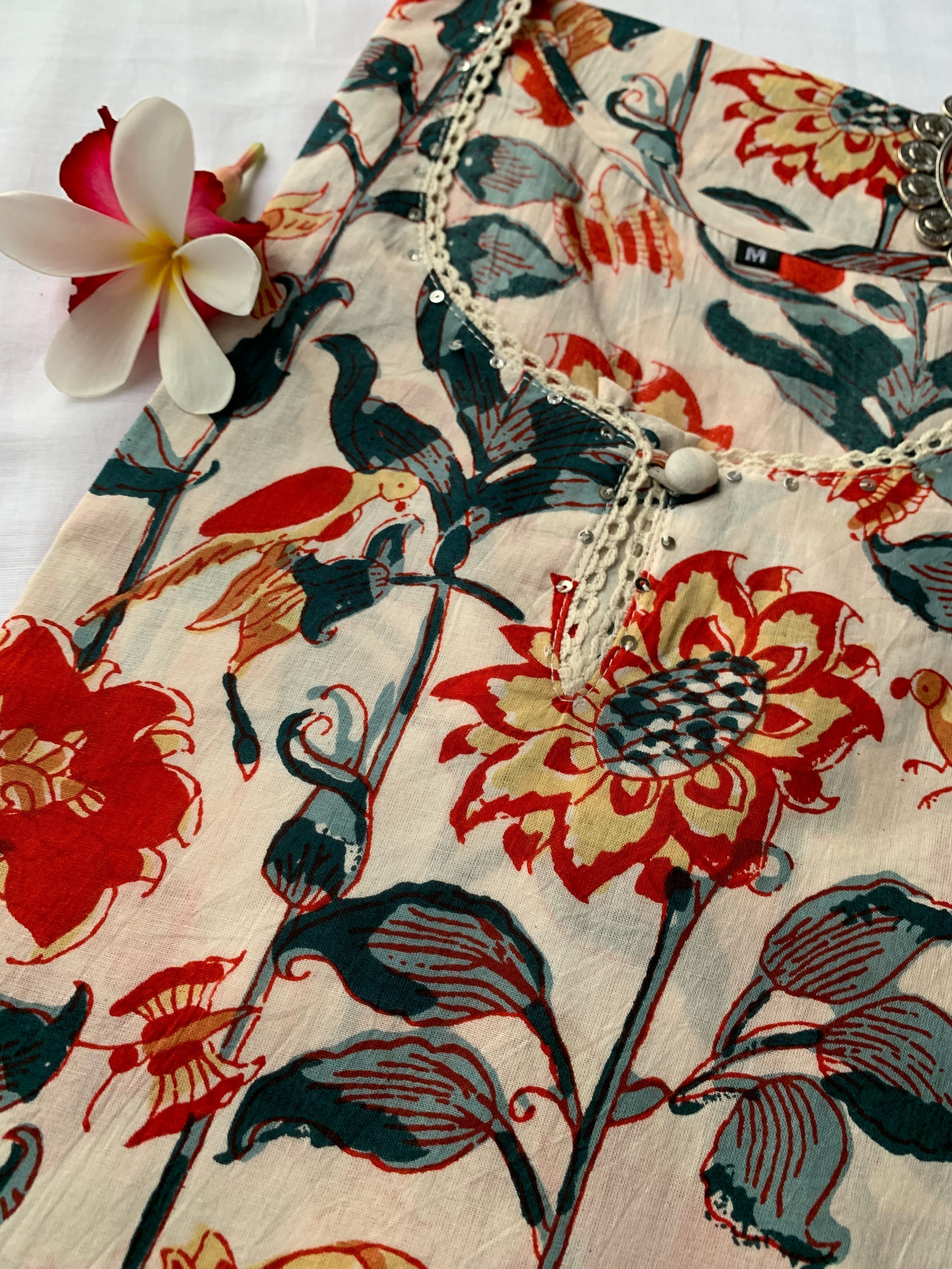 Cream Floral Bird Cotton Kurta