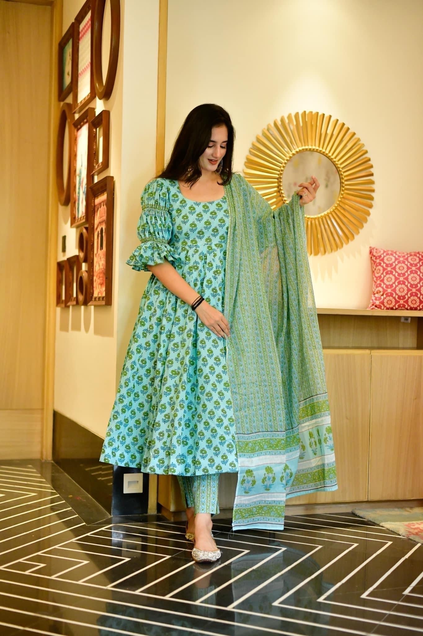 Aradhya sea green suit set